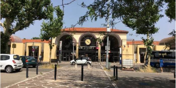 Gare d'Arles